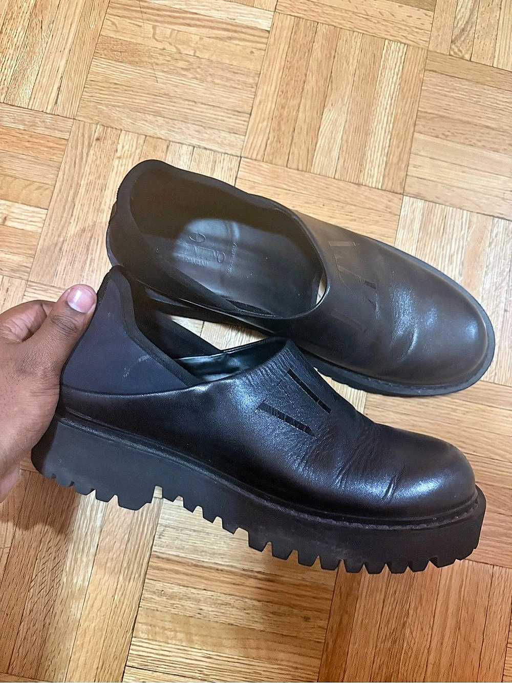 Mens Valentino Garavani  Black Leather Lug Sole convertible Mule EU 44